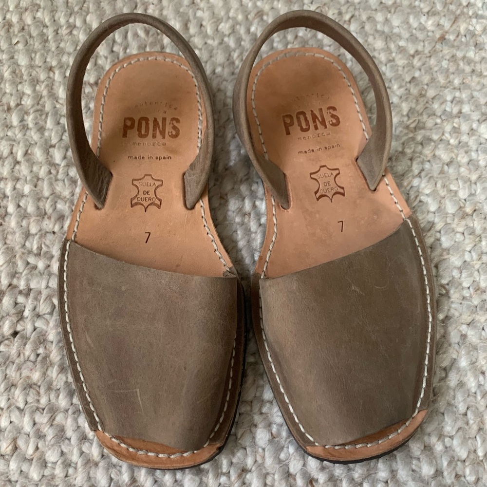 Pons Sandals - size 7